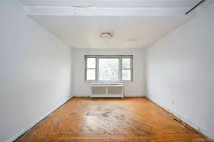 94-28 209th St, Queens Village, NY 11428 - Photo 8