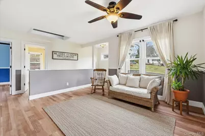 31 Cardoza Avenue, Mohegan Lake, NY 10547 - Photo 4