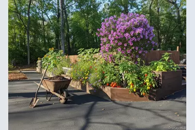 31 Cardoza Avenue, Mohegan Lake, NY 10547 - Photo 32