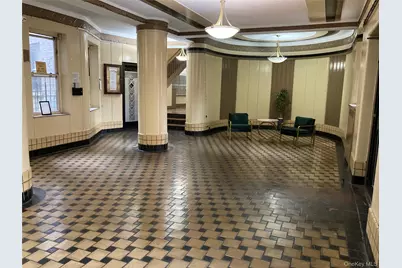 2166 Bronx Park East #6C, Bronx, NY 10462 - Photo 2