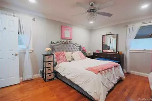 407 Tree Rd, South Setauket, NY 11720 - Photo 10