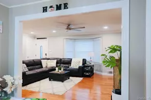 407 Tree Rd, South Setauket, NY 11720 - Photo 6