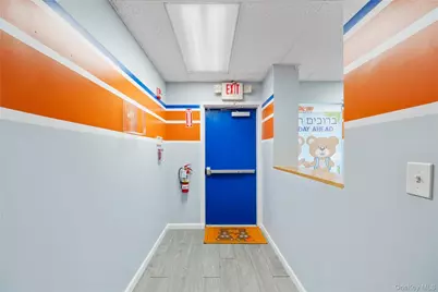 86 Maple Avenue, New City, NY 10956 - Photo 8