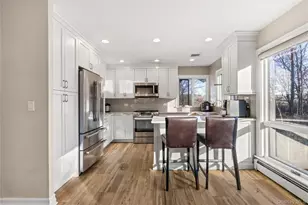 16 Highclere Ln, Valhalla, NY 10595 - Photo 8