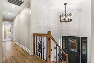 16 Highclere Ln, Valhalla, NY 10595 - Photo 2