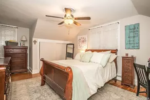 2 Elm Pl, Glen Head, NY 11545 - Photo 16