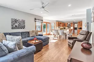 181 Landing Ln, Calverton, NY 11933 - Photo 18