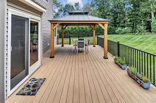 181 Landing Ln, Calverton, NY 11933 - Photo 32