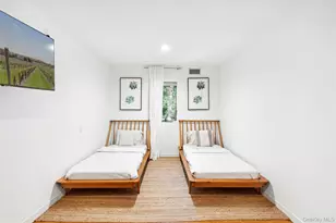 6 James St, East Hampton, NY 11937 - Photo 10