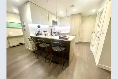 131-03 40 Road #8J, Flushing, NY 11354 - Photo 4