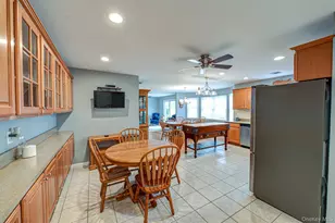 68 Vineyard Way, Aquebogue, NY 11931 - Photo 10