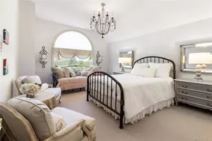 7 Stillwaters Ln, Westhampton Beach, NY 11978 - Photo 32