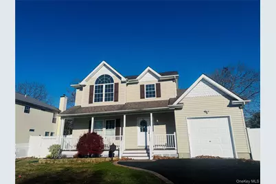 11 Elm Street, Islip, NY 11751 - Photo 2