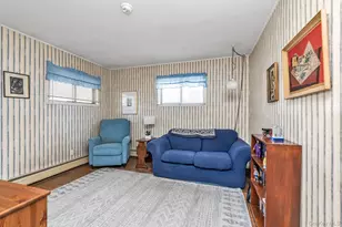 25 March Ln, Westbury, NY 11590 - Photo 8