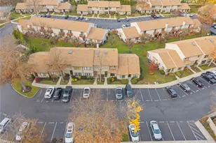 64 Stanford Ct, Wantagh, NY 11793 - Photo 32