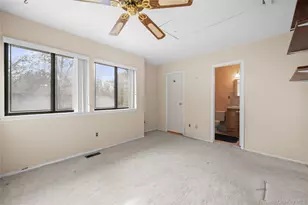 64 Stanford Ct, Wantagh, NY 11793 - Photo 16