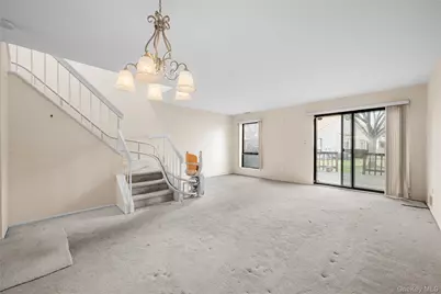 64 Stanford Court, Wantagh, NY 11793 - Photo 12