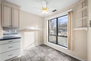 64 Stanford Ct, Wantagh, NY 11793 - Photo 6