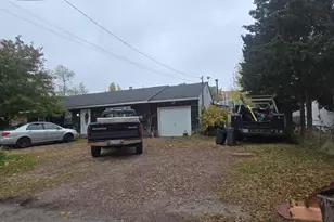 21 Astoria Rd, Mastic Beach, NY 11951 - Photo 4