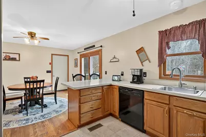 10 Carly Drive, Highland, NY 12528 - Photo 10