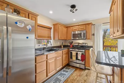 31 Amityville Road, Sound Beach, NY 11789 - Photo 20