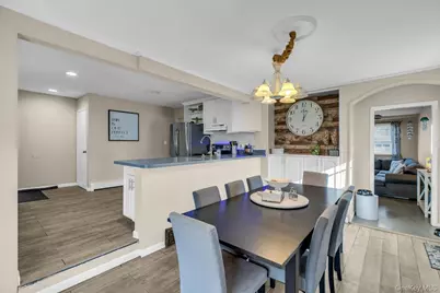 128 Wyandanch Road, Sayville, NY 11782 - Photo 8