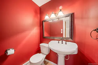 310 Terry Road, Smithtown, NY 11787 - Photo 14