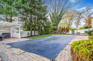 310 Terry Rd, Smithtown, NY 11787 - Photo 36