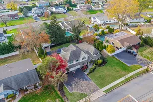 310 Terry Rd, Smithtown, NY 11787 - Photo 42