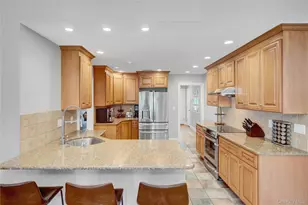 5 Robin Ln, Huntington, NY 11743 - Photo 16