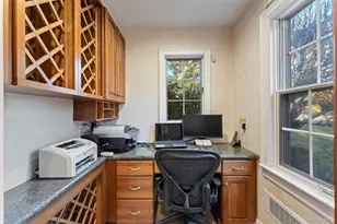 24 Olmsted Rd, Scarsdale, NY 10583 - Photo 12