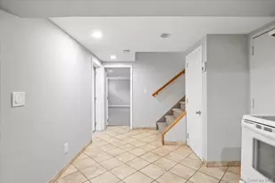 8 Garfield Ave, Farmingdale, NY 11735 - Photo 10