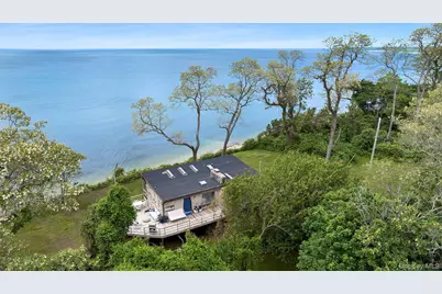 31059 County Road 48, Peconic, NY 11958 - Photo 1