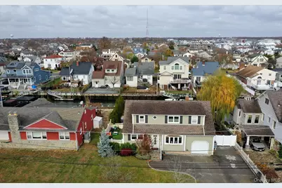 54 W 2nd Street, Freeport, NY 11520 - Photo 50