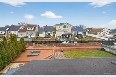 54 W 2nd Street, Freeport, NY 11520 - Photo 40