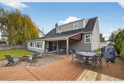 54 W 2nd Street, Freeport, NY 11520 - Photo 42