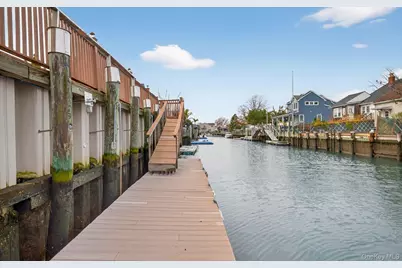 54 W 2nd Street, Freeport, NY 11520 - Photo 48