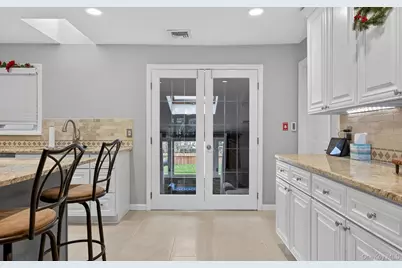 54 W 2nd Street, Freeport, NY 11520 - Photo 14