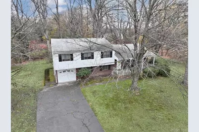 12 Cloverdale Lane, Monsey, NY 10952 - Photo 2