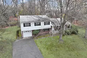 12 Cloverdale Ln, Monsey, NY 10952 - Photo 2