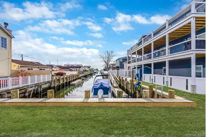 449 Nassau Avenue, Freeport, NY 11520 - Photo 6