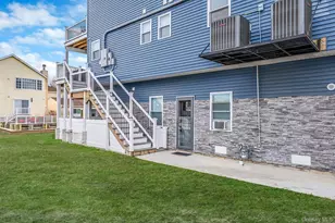 449 Nassau Ave, Freeport, NY 11520 - Photo 4