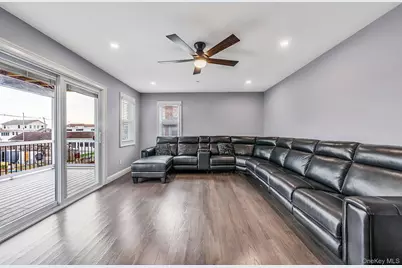 449 Nassau Avenue, Freeport, NY 11520 - Photo 26