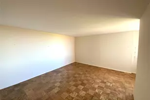 270-10 Grand Central Pkwy, Floral Park, NY 11005 - Photo 12