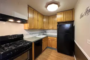 70 Barker St, Mount Kisco, NY 10549 - Photo 2