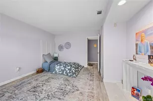 175 Main Ave, Wheatley Heights, NY 11798 - Photo 16