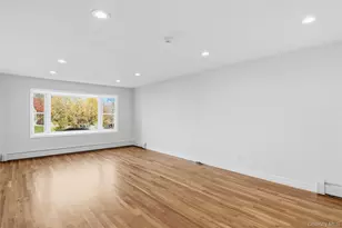 6 Vingut Ln, Setauket, NY 11733 - Photo 4