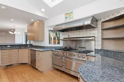 6 Vingut Lane, Setauket, NY 11733 - Photo 16