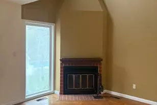 1 Spring Pond Dr, Ossining, NY 10562 - Photo 8