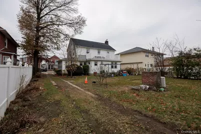 21819 139th Avenue, Springfield Gardens, NY 11413 - Photo 30